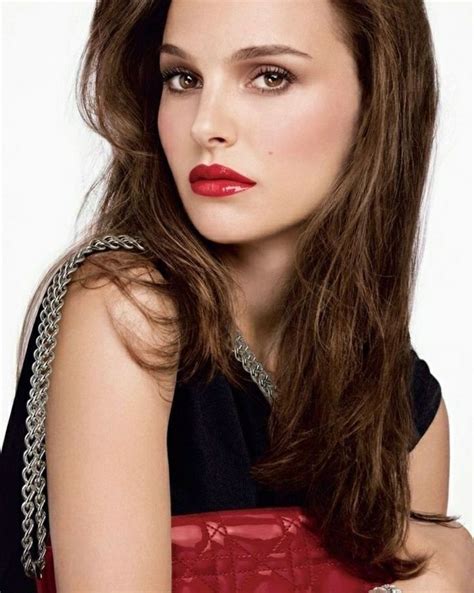 natalie portman red lip